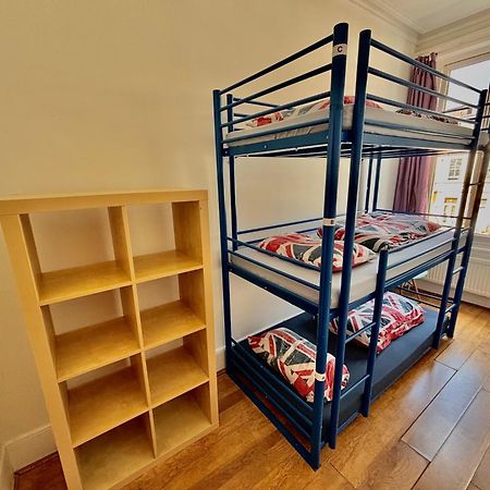 Saint James Backpackers London Exterior photo
