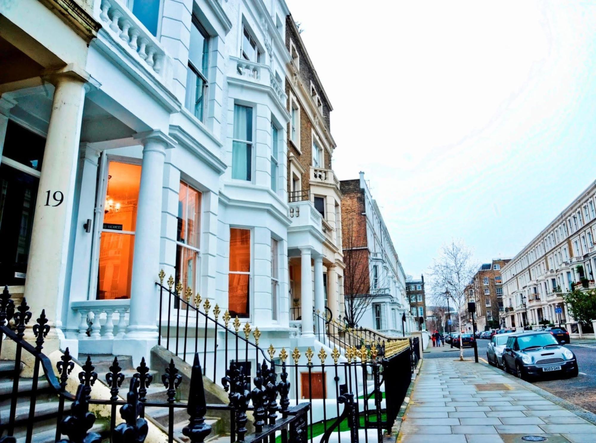 Saint James Backpackers London Exterior photo