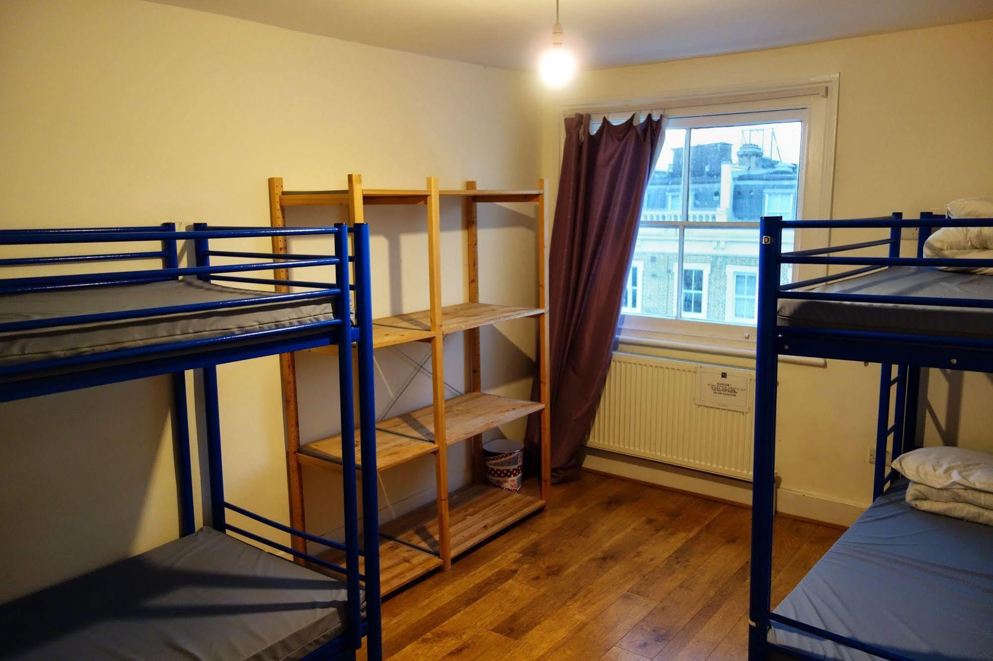Saint James Backpackers London Exterior photo