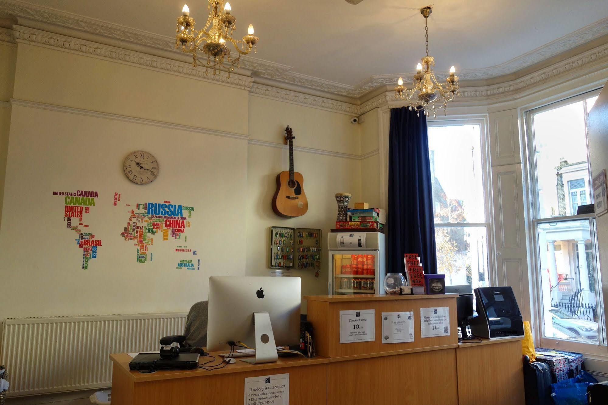 Saint James Backpackers London Exterior photo